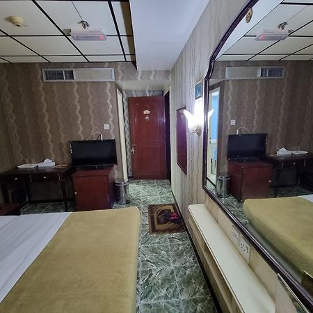 West Hotel Dubai Eksteriør billede