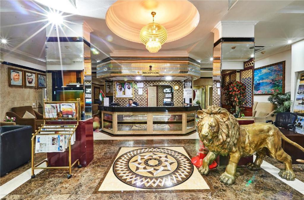 West Hotel Dubai Eksteriør billede