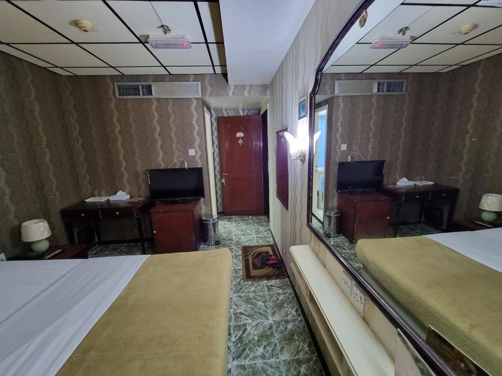 West Hotel Dubai Eksteriør billede