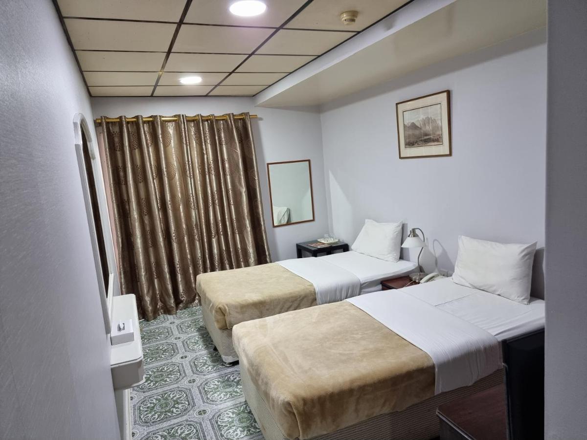 West Hotel Dubai Eksteriør billede
